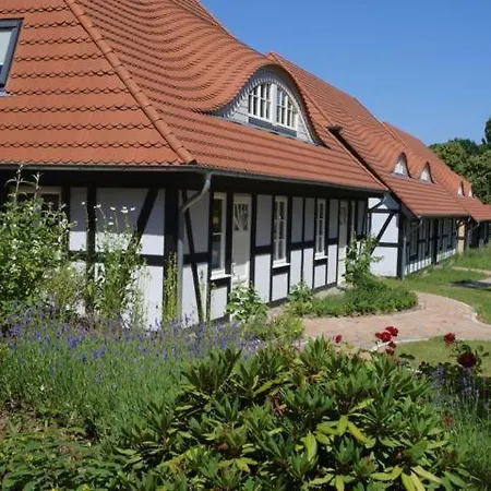 Alte Schmiede 3*